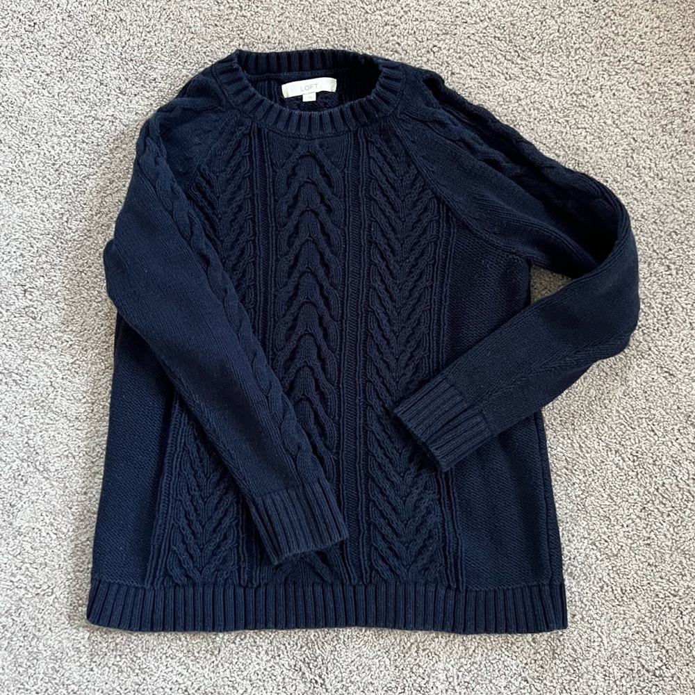 🚨 Price Drop 🚨 Cold Shoulder Navy Sweater